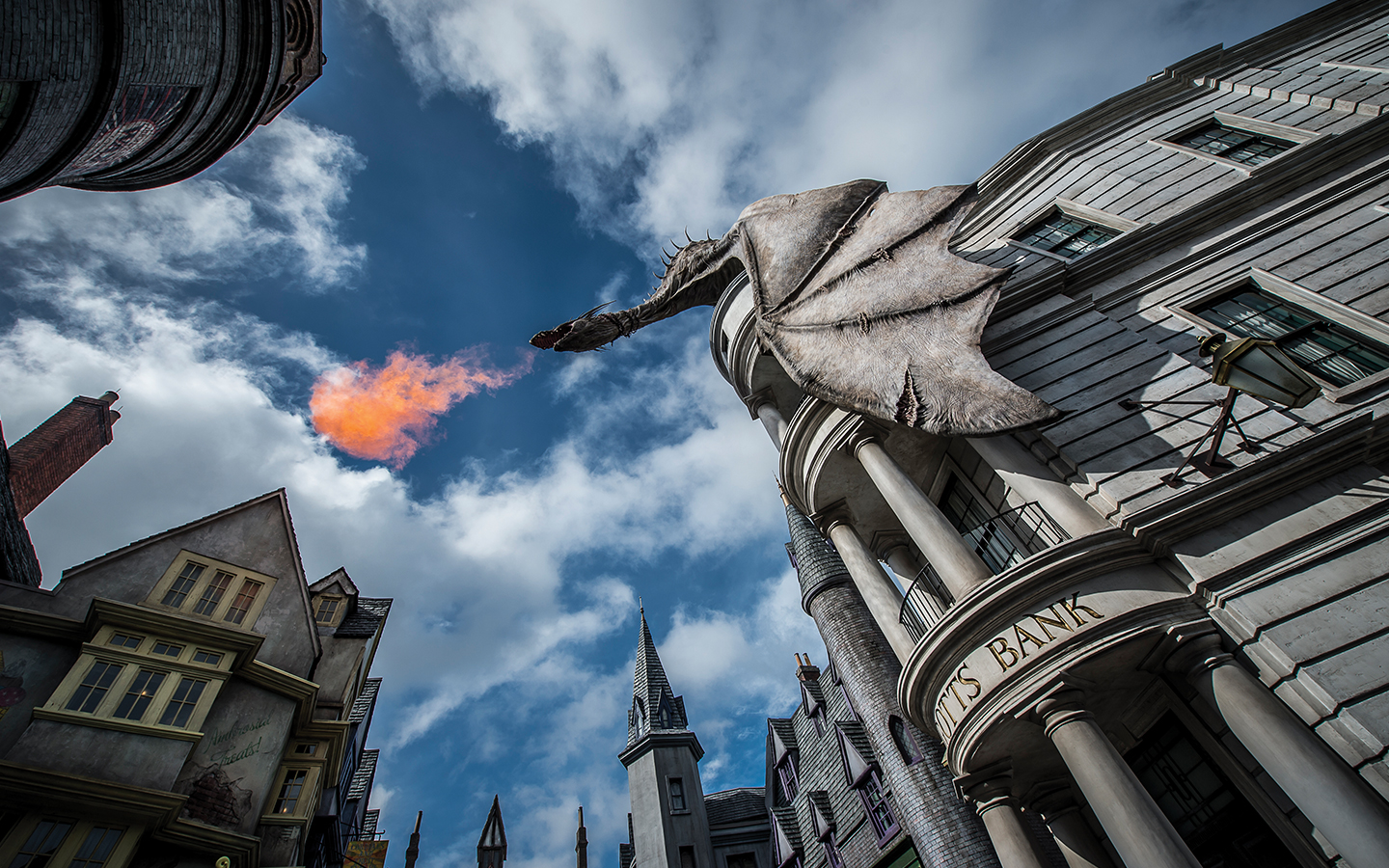 reasons to visit universal studios