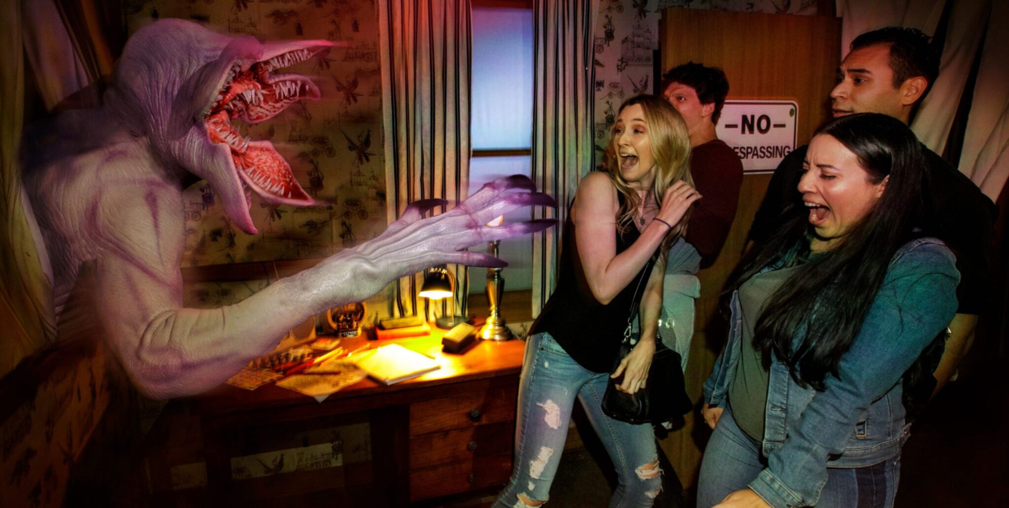 Halloween Horror Nights Hotel and Ticket Package for Annual Passholders