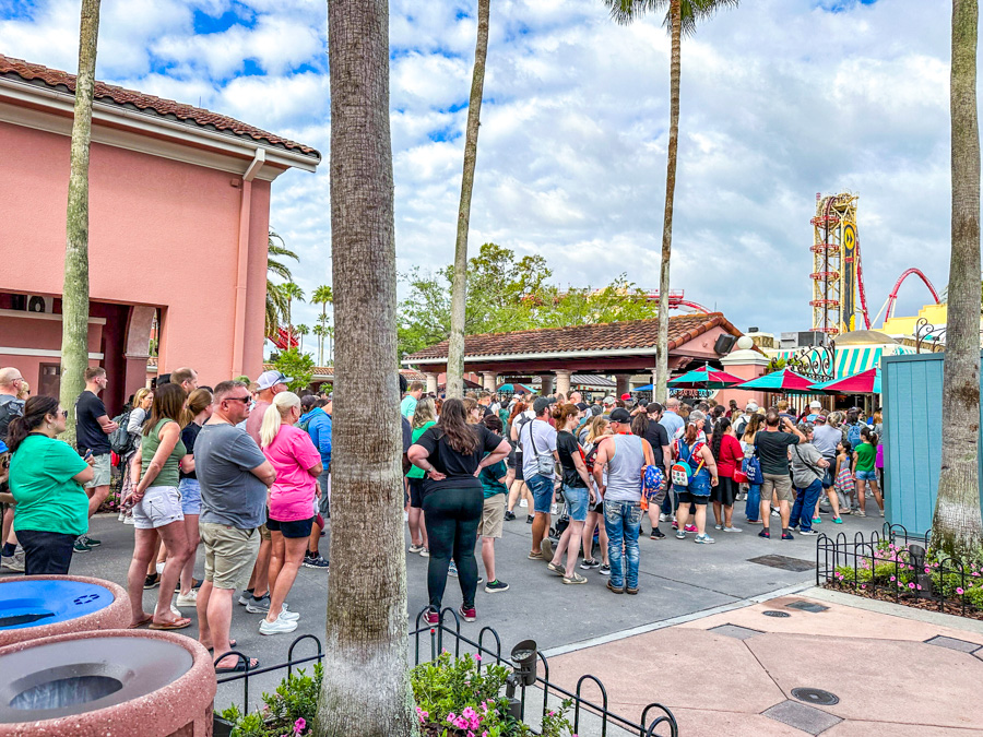 Universal Studios Florida Orlando Right Entrance Construction Workers Walls