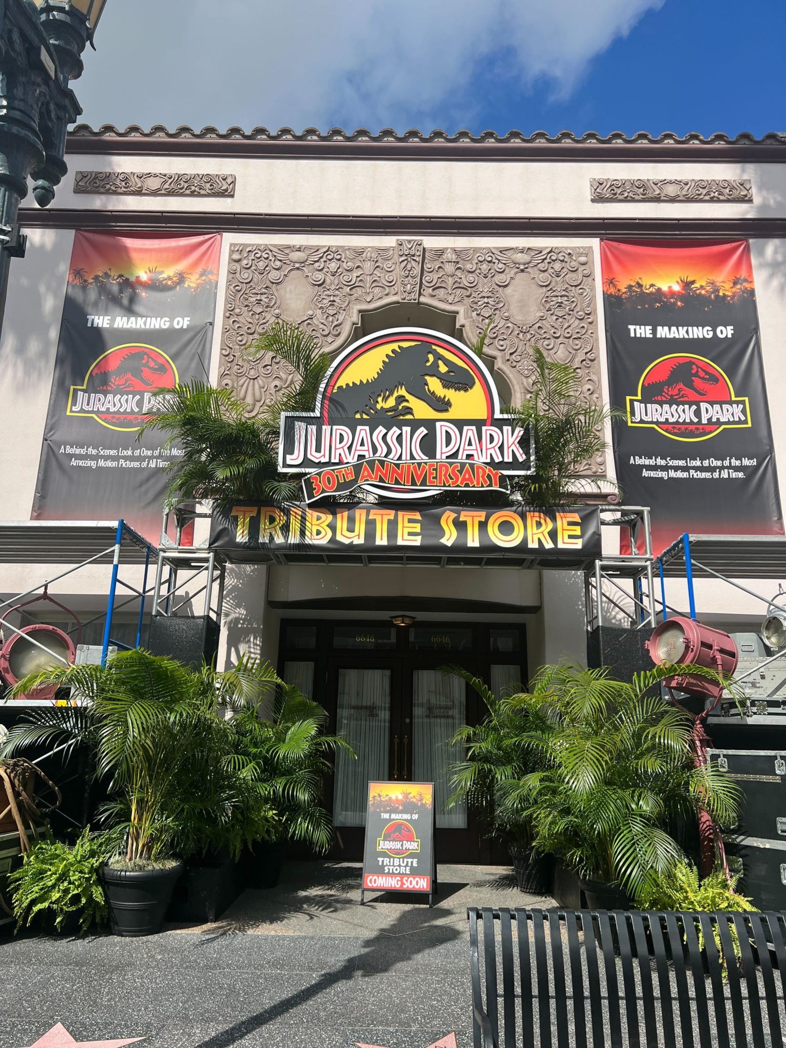 Jurassic Park Tribute Store Opens This Week and We'll Be There ...