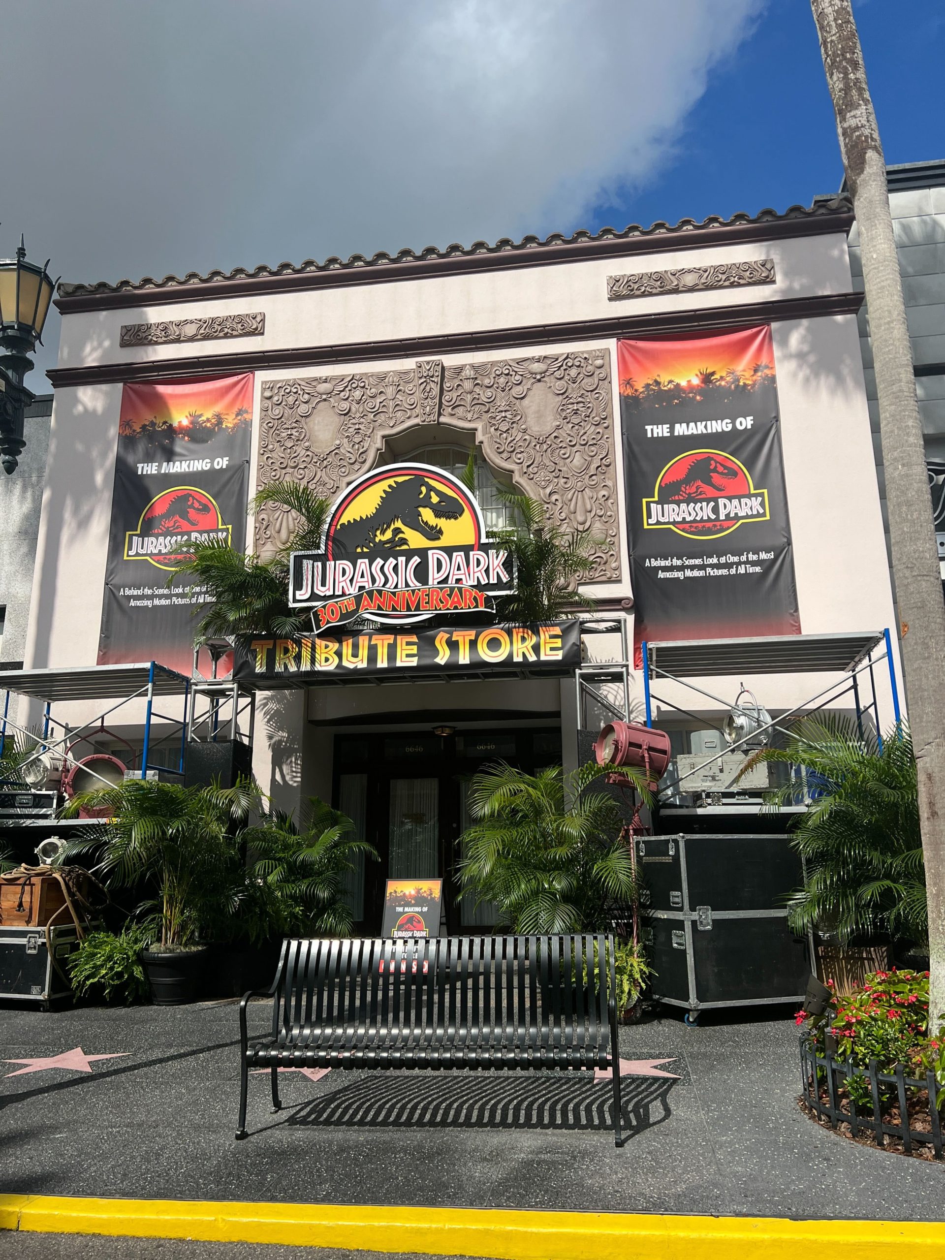 Jurassic Park Tribute Store Opens This Week and We'll Be There ...