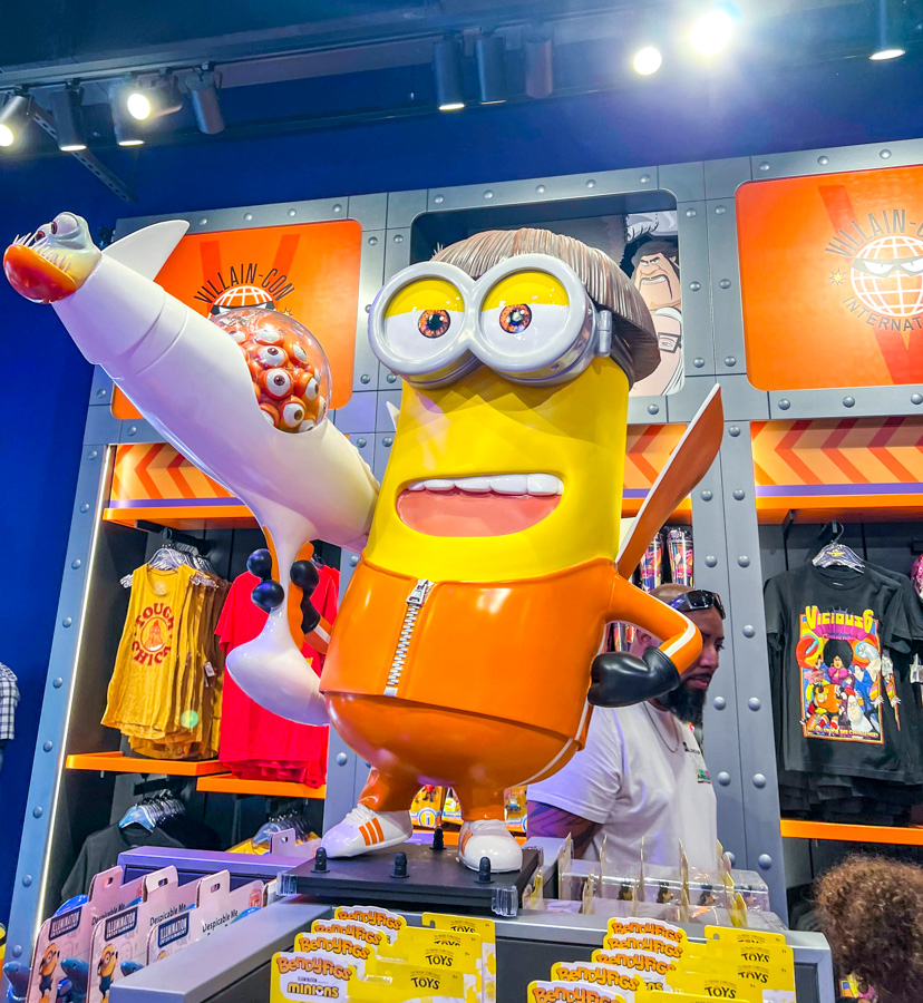 Minion Land New Trees Evil Store Merch Inside Construction