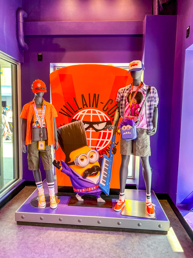 Minion Land New Trees Evil Store Merch Inside Construction