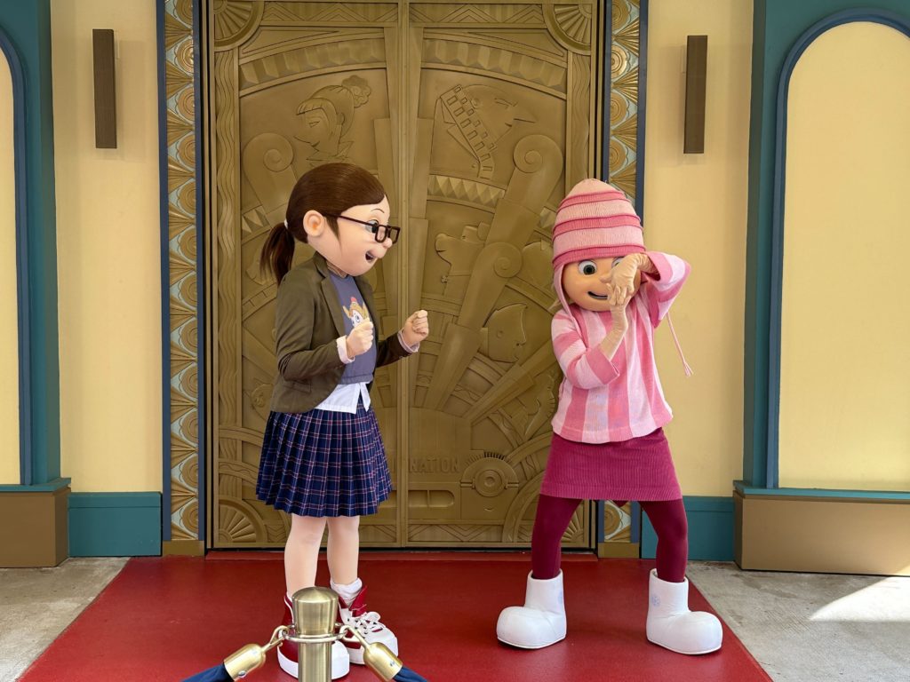Gru's Girls Margo and Edith Turn Up to Greet Guests at Minion Land