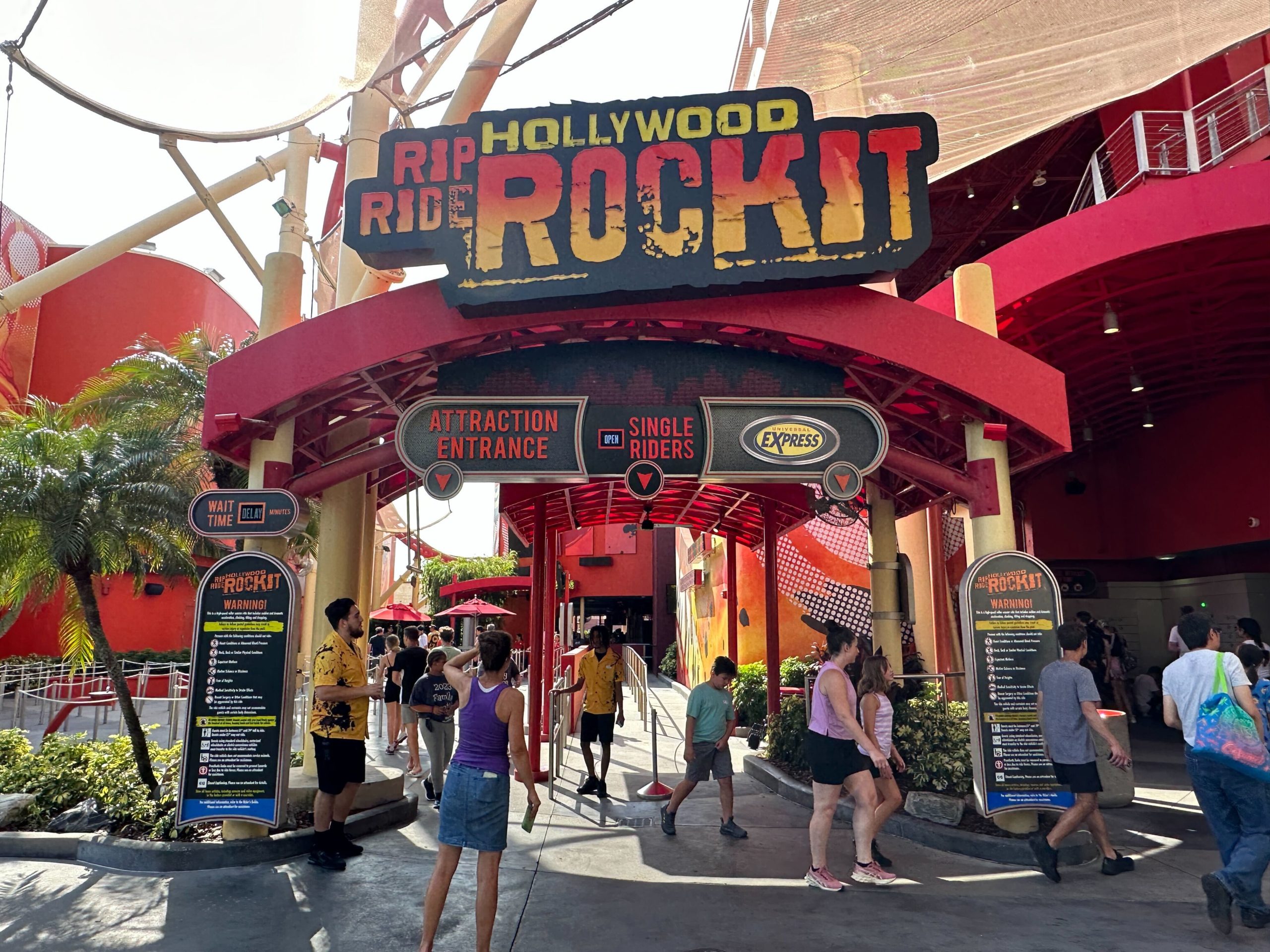 Hollywood Rip Ride Rockit Universal Express entrance