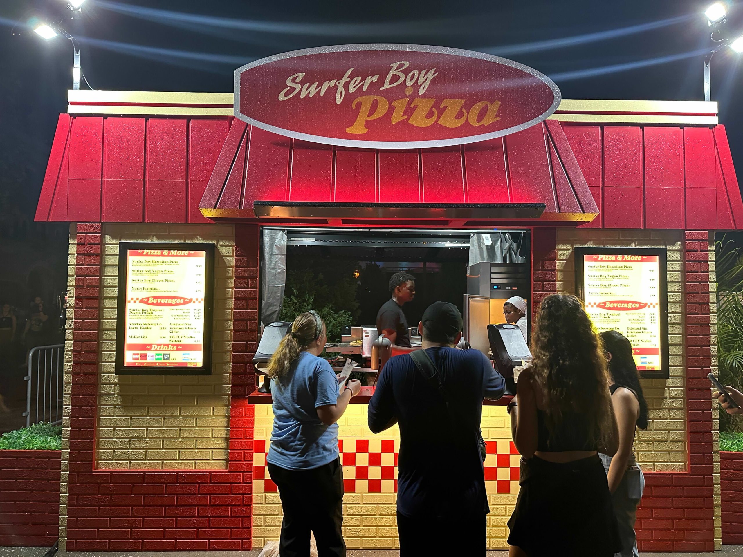 Surfer Boy Pizza at Halloween Horror Nights 2023